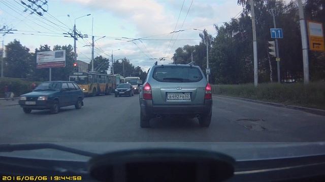 Рязань. 6 июня 2016г. Проезд на красный #2. смотреть онлайн
