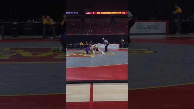 Cayd Lara (UNI) vs Jarrett Jacques (Mizz) pt 2 смотреть онлайн