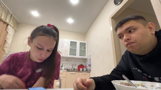 Важные рочные новости для всех подписчиков часть 2 Два! Ужин солённой рыбой и укусным пирошком! смотреть онлайн