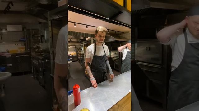 Люди дела - Lucky Duck смотреть онлайн