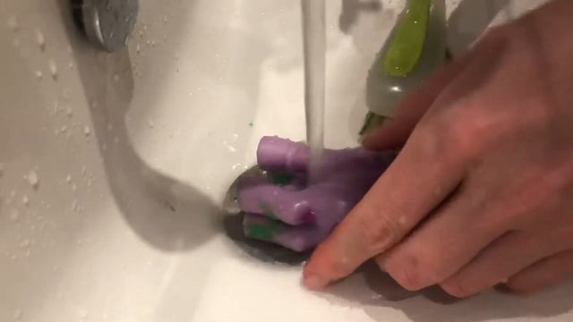 Как Очистить игрушку От Пластилина смотреть онлайн