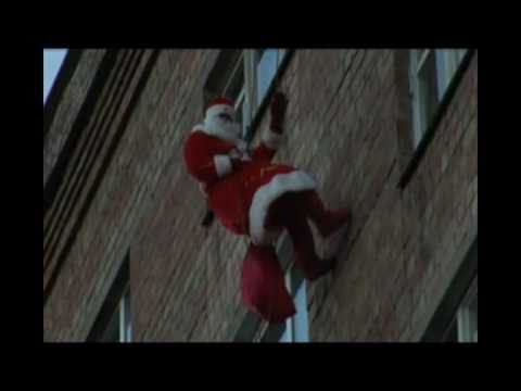 Поздравление Деда Мороза через окно смотреть онлайн