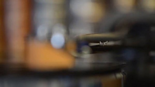 Pro-Ject RPM 9 Carbon