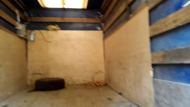 Mercedes Benz 310 D и камера в кузове