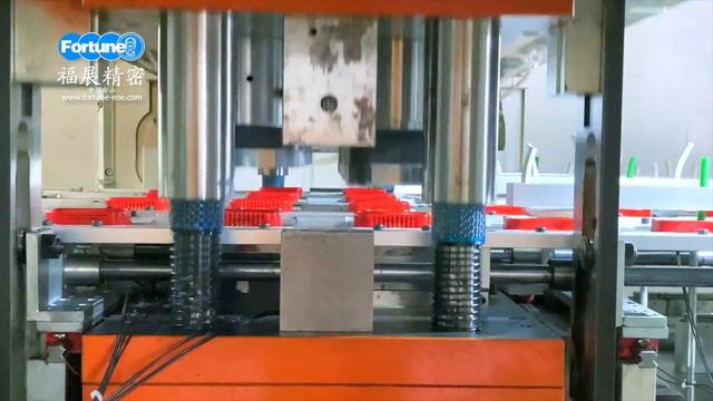خط إنتاج علب السردين #SARDINE #CANNING #CANMAKING النسخة العربية смотреть онлайн