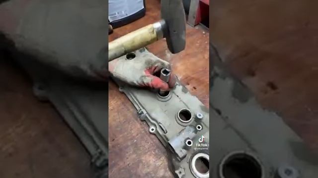 Потёк Ниссан,ремонт клапанной крышки смотреть онлайн