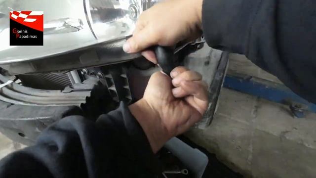 Fiat Grande Punto 2005-2018   How To Remove And Replace Headlight