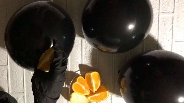 Эксперимент с апельсином Как лопнуть шарик при помощи апельсина Опыт Experiment смотреть онлайн