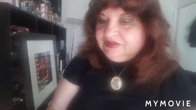 ТРИ ГОРьКИЕ РОЗЫ. АРОМАТ С ГОРьКОЙ РОЗОЙ. L'ACQUAROSSA FENDI,PОЗА,EAU CAPITALE Diptique NIRVANA ROS смотреть онлайн