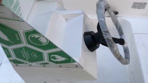 Обзор пластиковой Лодки Пингвин с консолью от компании Wyatboat