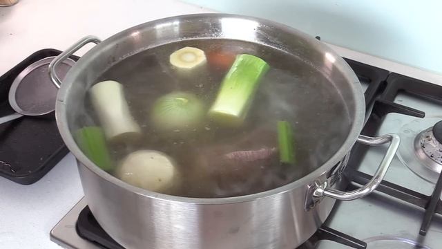 How To Make Pot Au Feu: the mother recipe of French soups ( Tutorial for beginners) смотреть онлайн