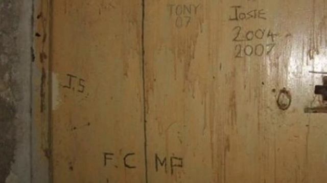 Wiki Wiki Wiki Wiki.Song