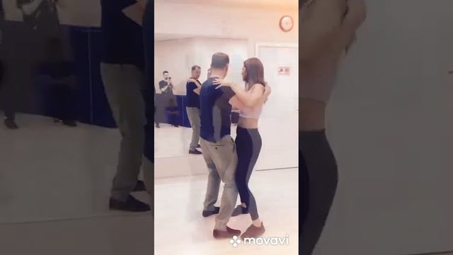 танец Бачата для новичков на Просвещения! смотреть онлайн