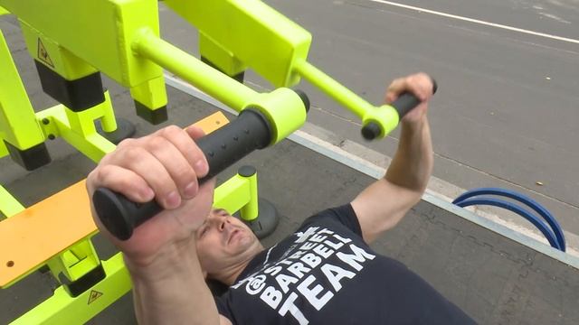 MB 7.79 РАЗНОРЫЧАЖНЫЙ ЖИМ ЛЕЖА смотреть онлайн