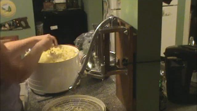 Non Electric Veg Cutter and Dehydrating Potatoes Video #20 смотреть онлайн