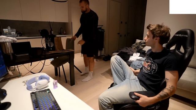 КОРЕШ ПРОВОЖАЕТ ПОСЛЕДНИЙ ДЕНЬ ЛЕТА ВМЕСТЕ С ДАНИЛОЙ ГОРИЛЛОЙ! смотреть онлайн