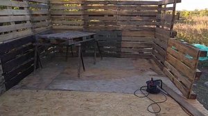 Сарай/курятник из поддонов ч3