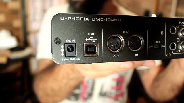 UNBOXING/REVIEW Interface Behringer U-Phoria UMC 404HD смотреть онлайн