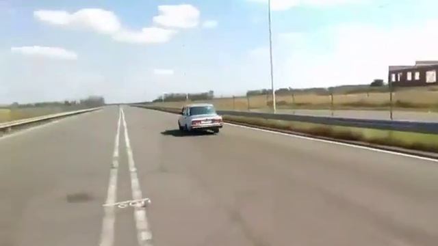 И тут владельцы BMW. Mercedes.сказали(Ммм показалось)😂🤣 смотреть онлайн
