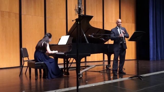 Fantasiestücke for Clarinet and Piano, Op. 73 Robert Schumann (1810-1856) II. Lebhaft, leicht смотреть онлайн