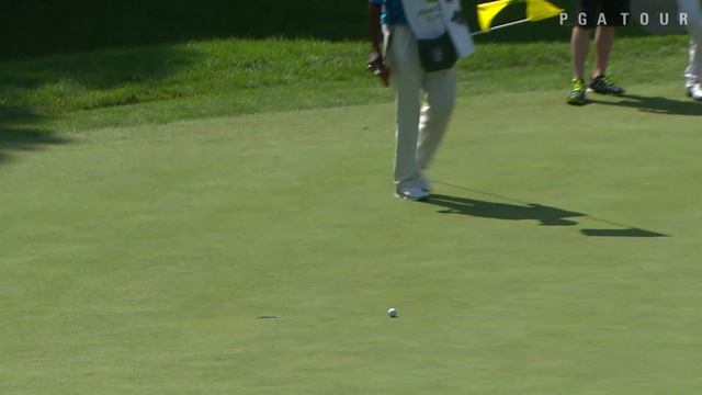 Greg Chalmers goes eagle-birdie-birdie at John Deere смотреть онлайн