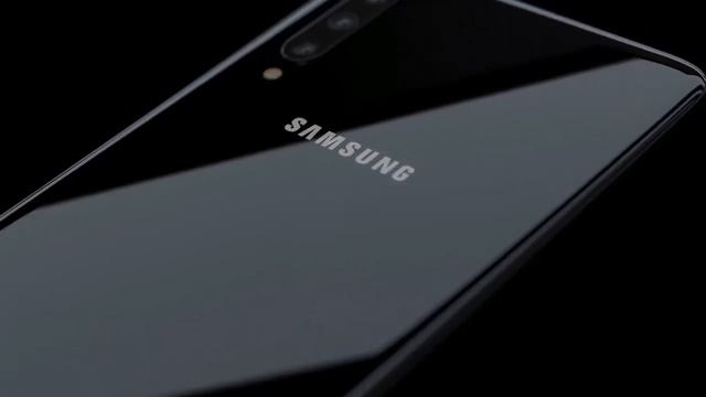 Samsung Galaxy A70- A Beautiful Phone Review in Bangla смотреть онлайн