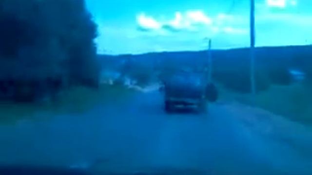 Женщине с коляской повезло. смотреть онлайн