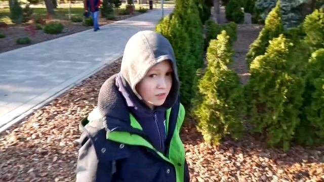 Парк Веселка Левый берег Мариуполь смотреть онлайн