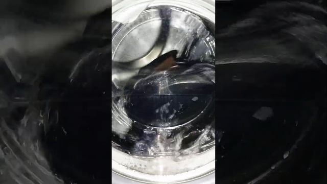 Стирка чёрных вещей Быстрая стирка 30' 40° 800 смотреть онлайн