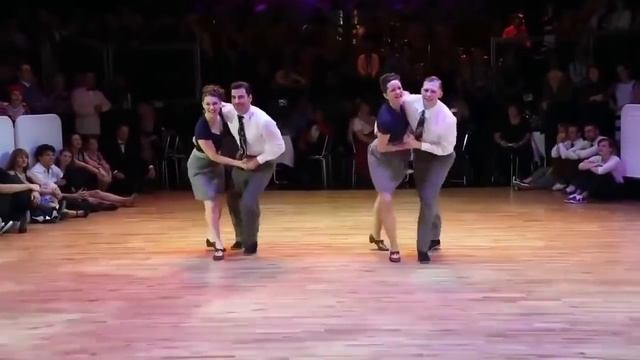 УЛЫБНИСЬ смотреть онлайн