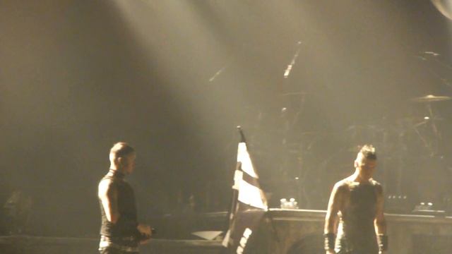 RAMMSTEIN UBER ALLES смотреть онлайн