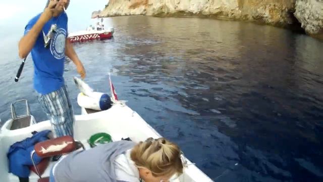 Турция, Алания октябрь 2019 года, рыбалка с Османом! смотреть онлайн