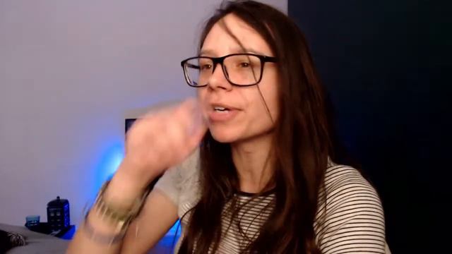 Lockin' it Down with Lucy #147 | Okay - I'm Jealous about Starfield. Is it time to get an Xbox?!? 😬 смотреть онлайн