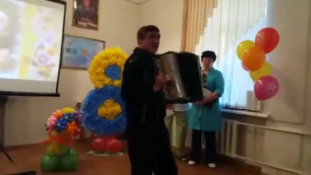 8 марта 2018 г. смотреть онлайн