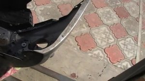 Lada Vesta. ПТФ 01: Установка кронштейнов и ПТФ в бампер