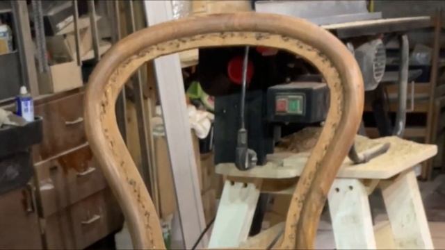 ОРЕХОВАЯ НОЖКА «КИСЫ» смотреть онлайн