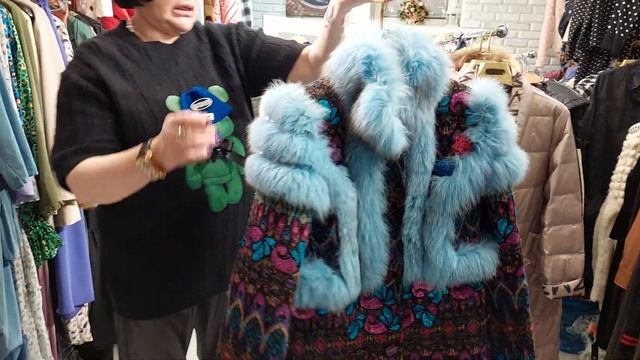 ЭКСКЛЮЗИВНЫЕ ШУБЫ У ВИОЛЕТЫ РАСПРОДАЖА ПЛАТЬЕВ КОСТЮМОВ МОСКВА смотреть онлайн