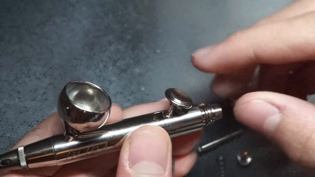 Harder & Steenbeck Ultra | 2 in 1 Airbrush Review смотреть онлайн