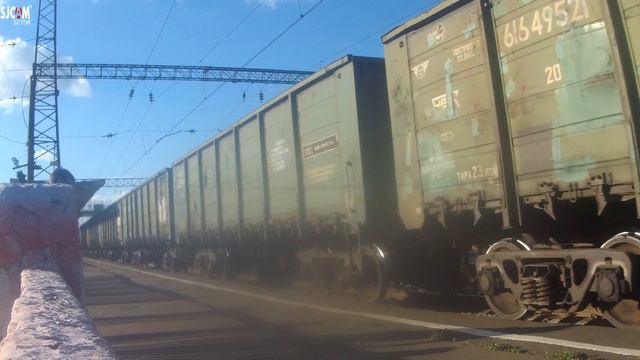 ВЛ10У-102 с грузовым поездом. Ст. Воскресенск (БМО) смотреть онлайн