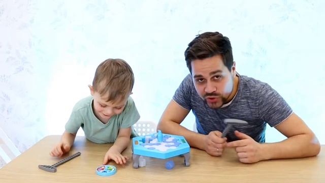 Настольная игра СПАСИ ПИНГВИНА! ? ПИНГВИН НА ЛЬДИНЕ смотреть онлайн