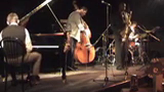 Vitaly Golovnev Quintet - If I Were a Bell смотреть онлайн