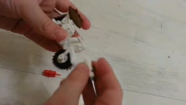 Как сделать мотоцикл из лего смотреть онлайн