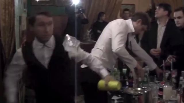 Коктейльный бар / Cocktail bar смотреть онлайн