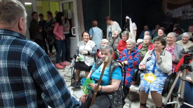 Цыганки и песня Выходила на берег Катюша смотреть онлайн