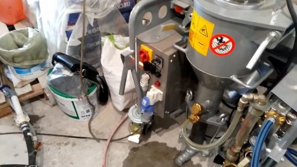 Первый запуск штукатурной станции Brinkmann GB Plasterman 220v. Пуско-наладка на объекте.