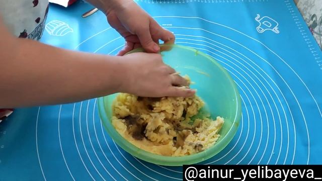 Воздушные ПИРОЖКИ с картошкой. Өте дәмді, мақтадай жұмсақ пирожки пісіру. смотреть онлайн