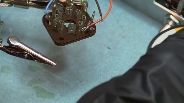 Rare 1973 Heathkit BUILD! Pt.4 смотреть онлайн