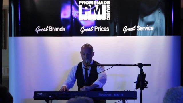 Roland BK-9 - Organ & Audiokeys Demo at Promenade Music смотреть онлайн