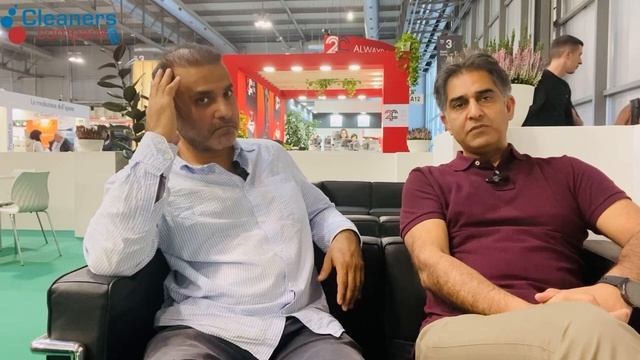Exclusive Interview in Milan - Ferrari Raffle by All parts… смотреть онлайн