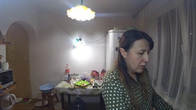 На кухне с Викторией. Готовим угощение на днюху. Упаковываем